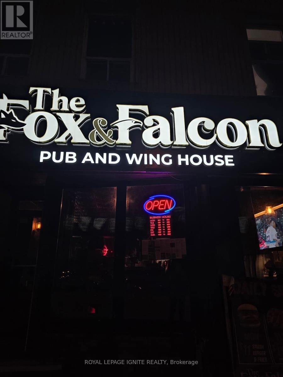 831 Dundas Street W, Toronto, Ontario  M6J 1V4 - Photo 5 - C12968402