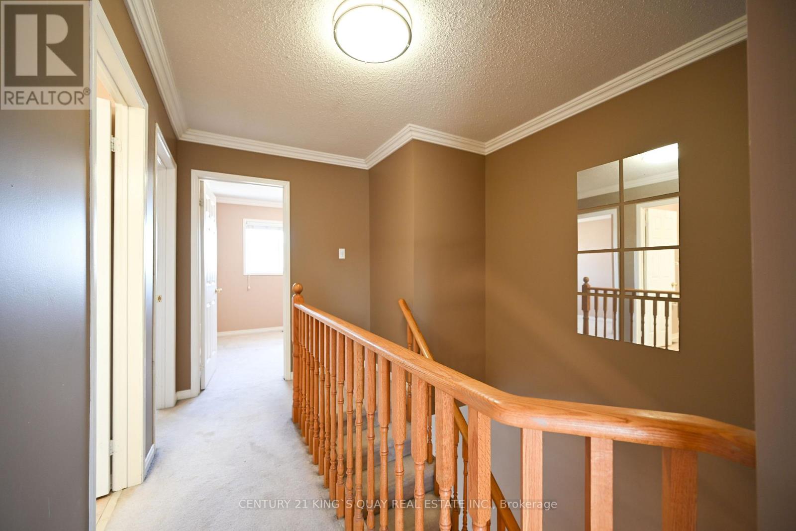 118 Mugford Road, Aurora, Ontario  L4G 7J8 - Photo 7 - N12967790