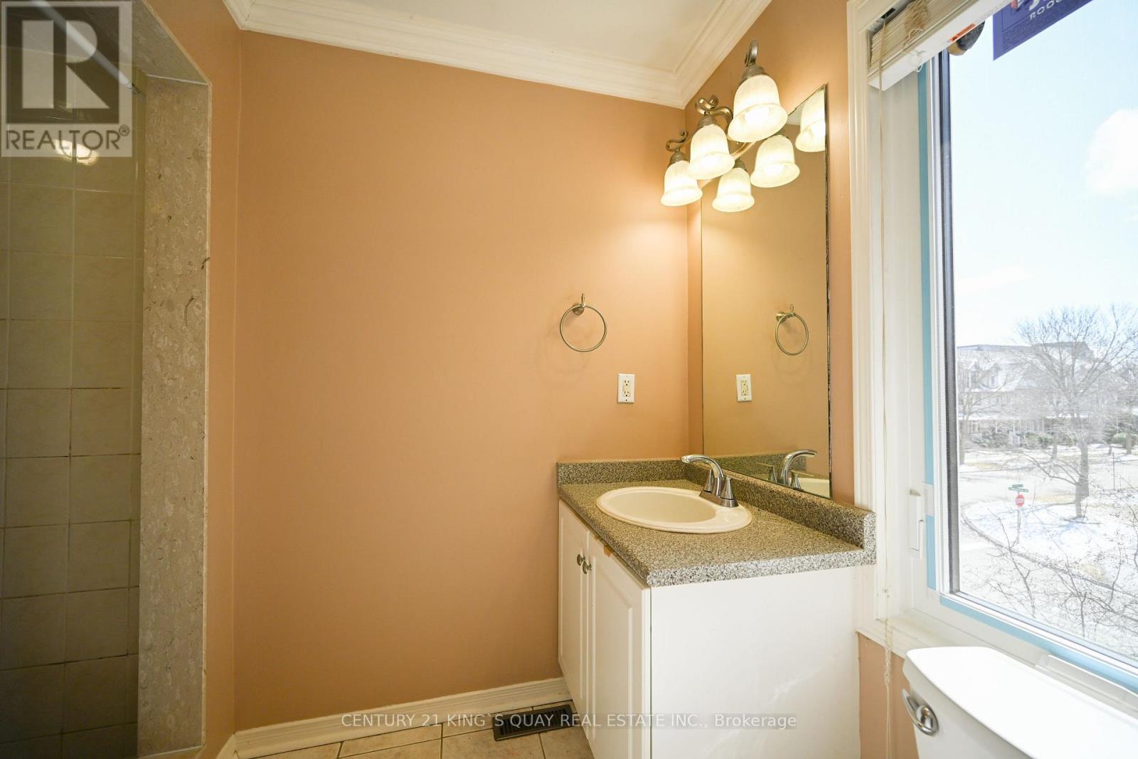 118 Mugford Road, Aurora, Ontario  L4G 7J8 - Photo 14 - N12967790