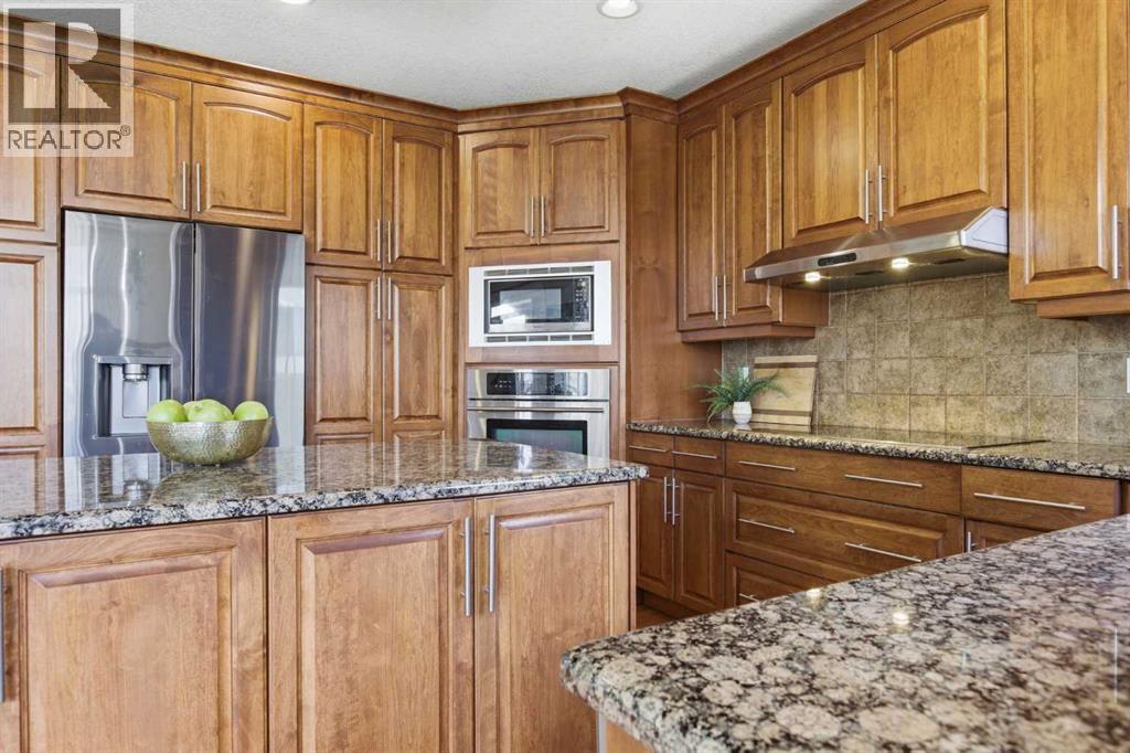 16 Drake Landing Road, Okotoks, Alberta  T1S 2M2 - Photo 15 - A2299793