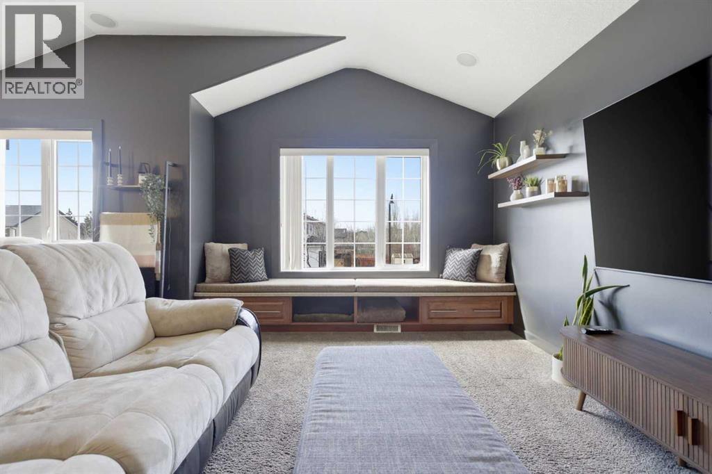 16 Drake Landing Road, Okotoks, Alberta  T1S 2M2 - Photo 24 - A2299793