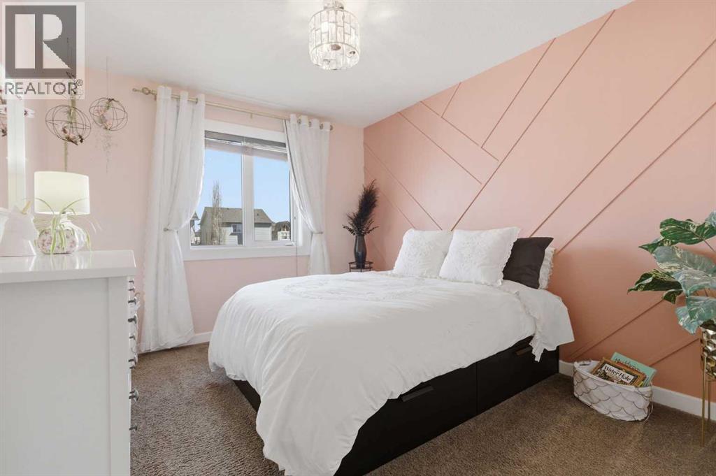 16 Drake Landing Road, Okotoks, Alberta  T1S 2M2 - Photo 34 - A2299793