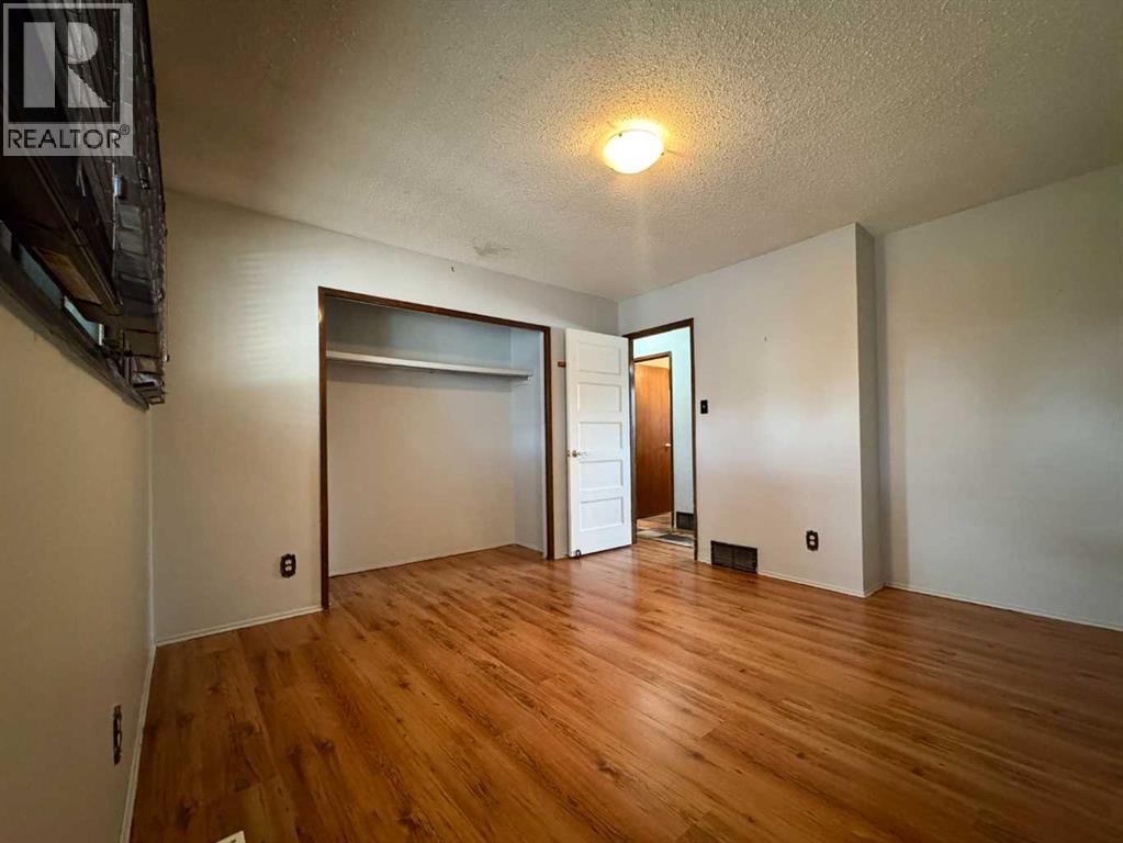 1251 St Catherine Road N, Lethbridge, Alberta  T1H 4E9 - Photo 17 - A2289681