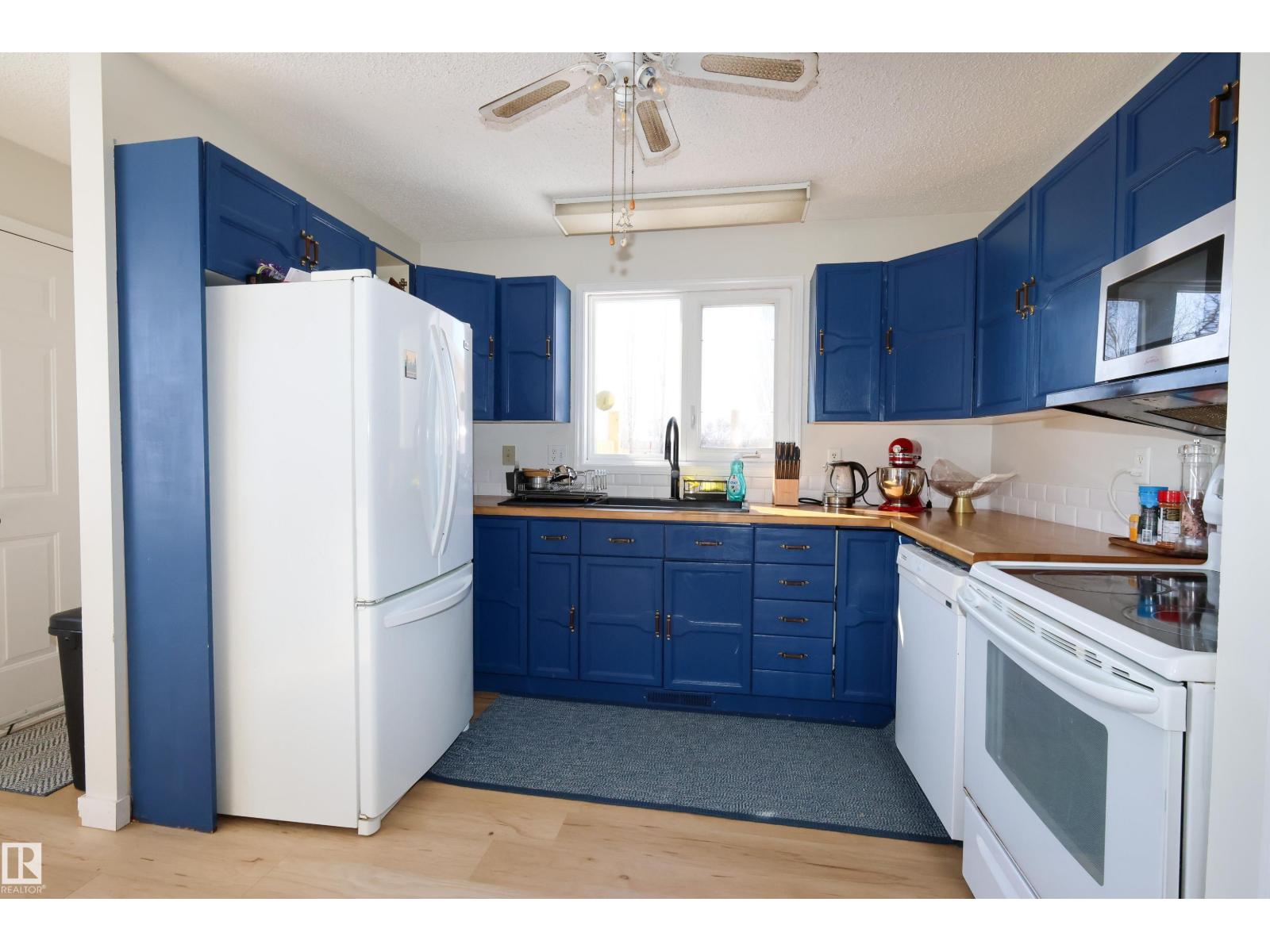 8703 102 Av, Morinville, Alberta  T8R 1B7 - Photo 4 - E4479788