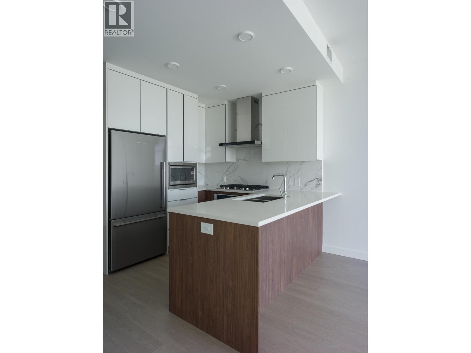 1705 699 Whiting Way, Coquitlam, British Columbia  V3J 0N7 - Photo 6 - R3107911