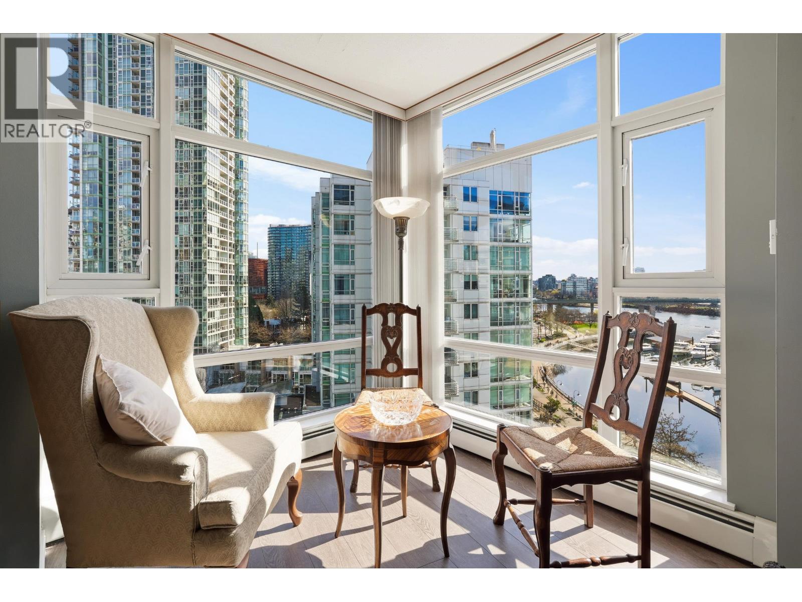 1103 1199 Marinaside Crescent, Vancouver, British Columbia  V6Z 2Y2 - Photo 4 - R3108951