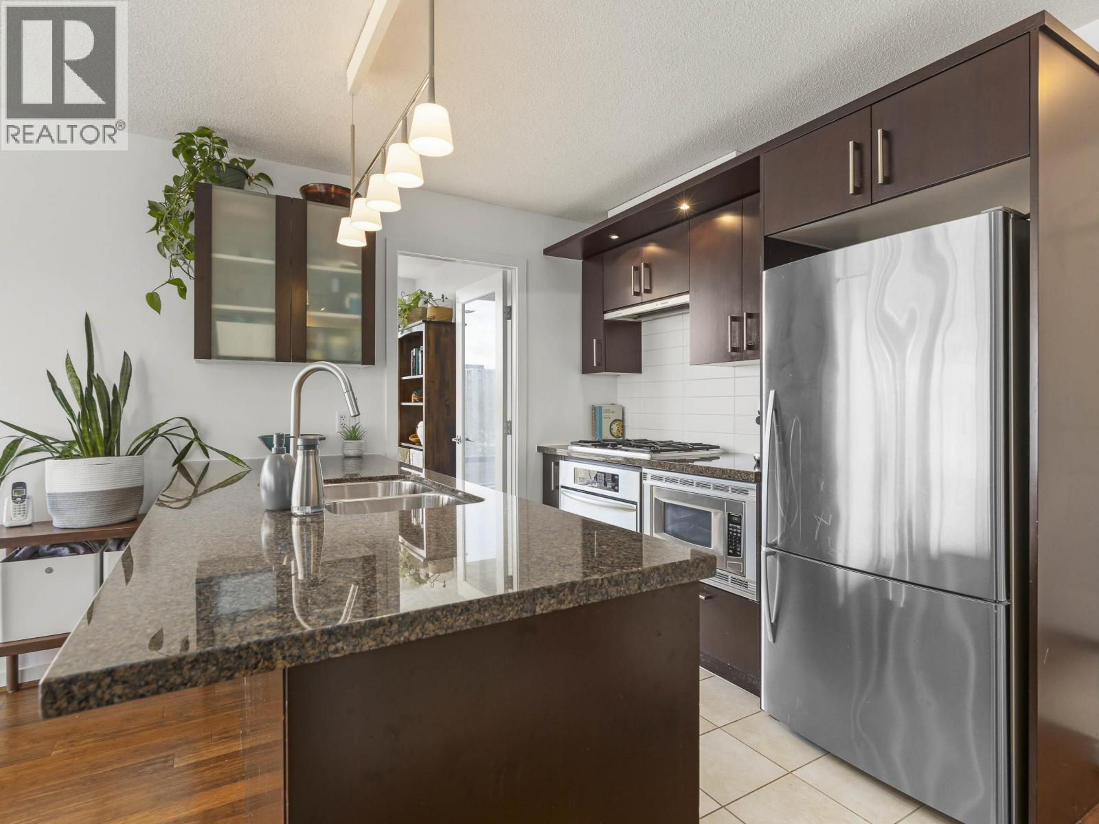 706 1650 W 7th Avenue, Vancouver, British Columbia  V6J 5N1 - Photo 18 - R3109007