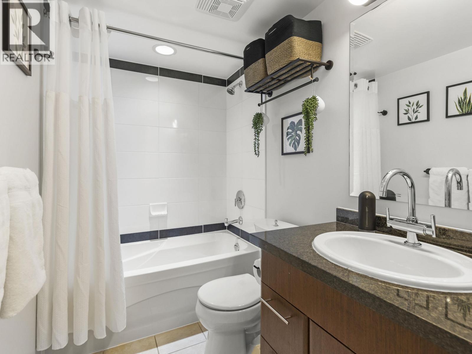 706 1650 W 7th Avenue, Vancouver, British Columbia  V6J 5N1 - Photo 34 - R3109007