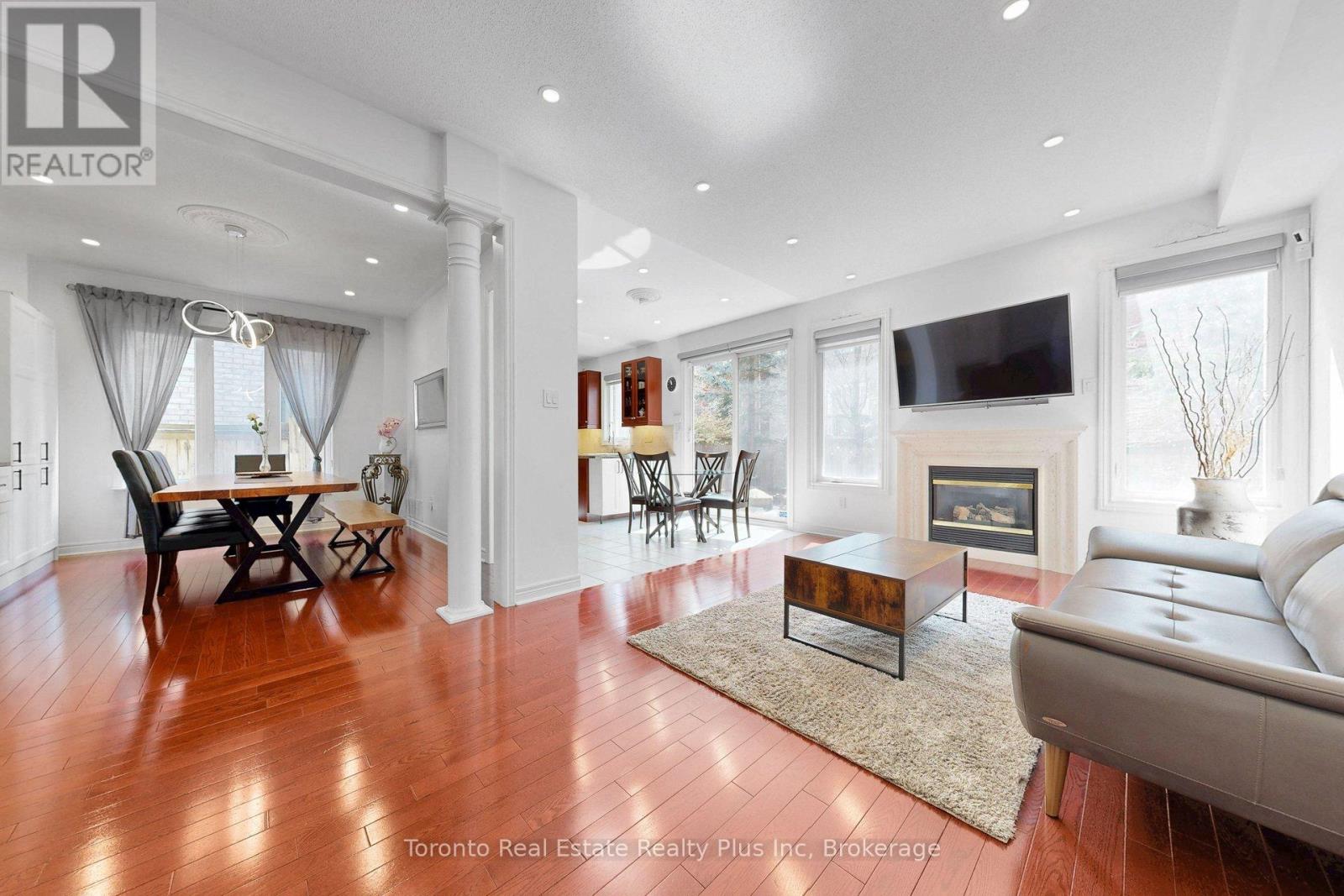 14 Riel Drive, Richmond Hill, Ontario  L4E 4W4 - Photo 42 - N12940648