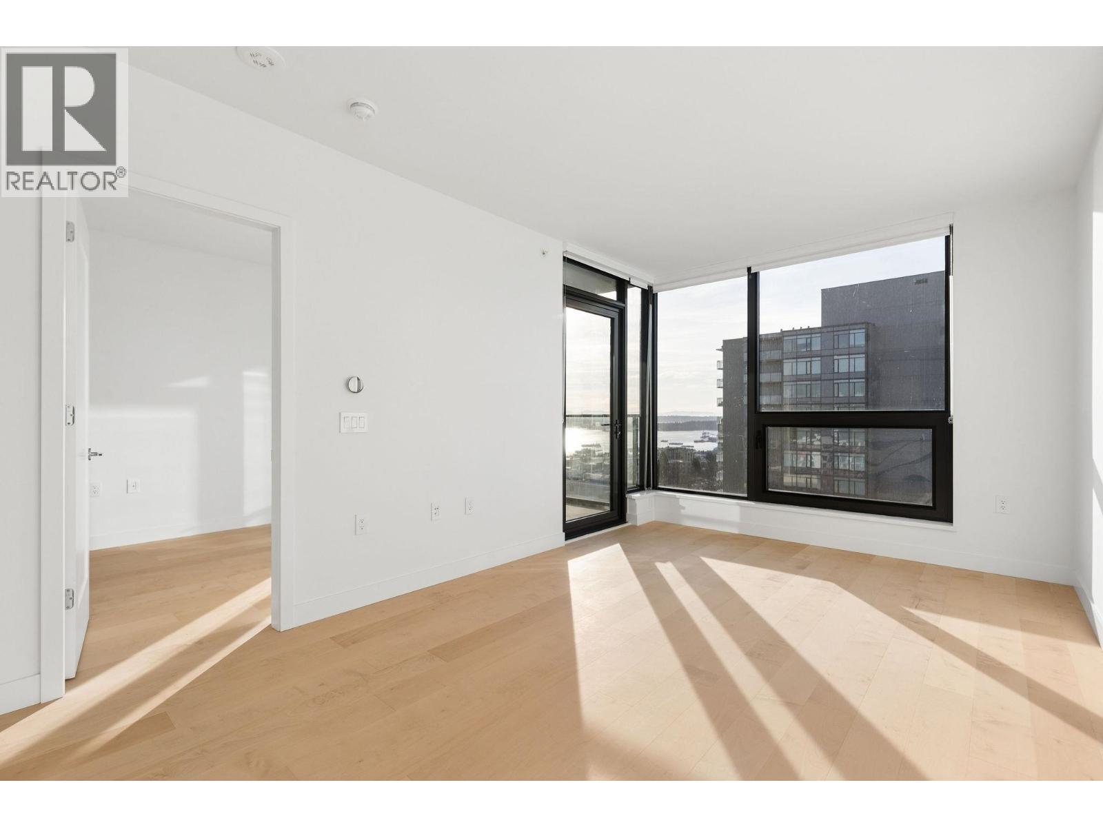 1004 135 E 13th Street, North Vancouver, British Columbia  V7L 0J8 - Photo 10 - R3109034