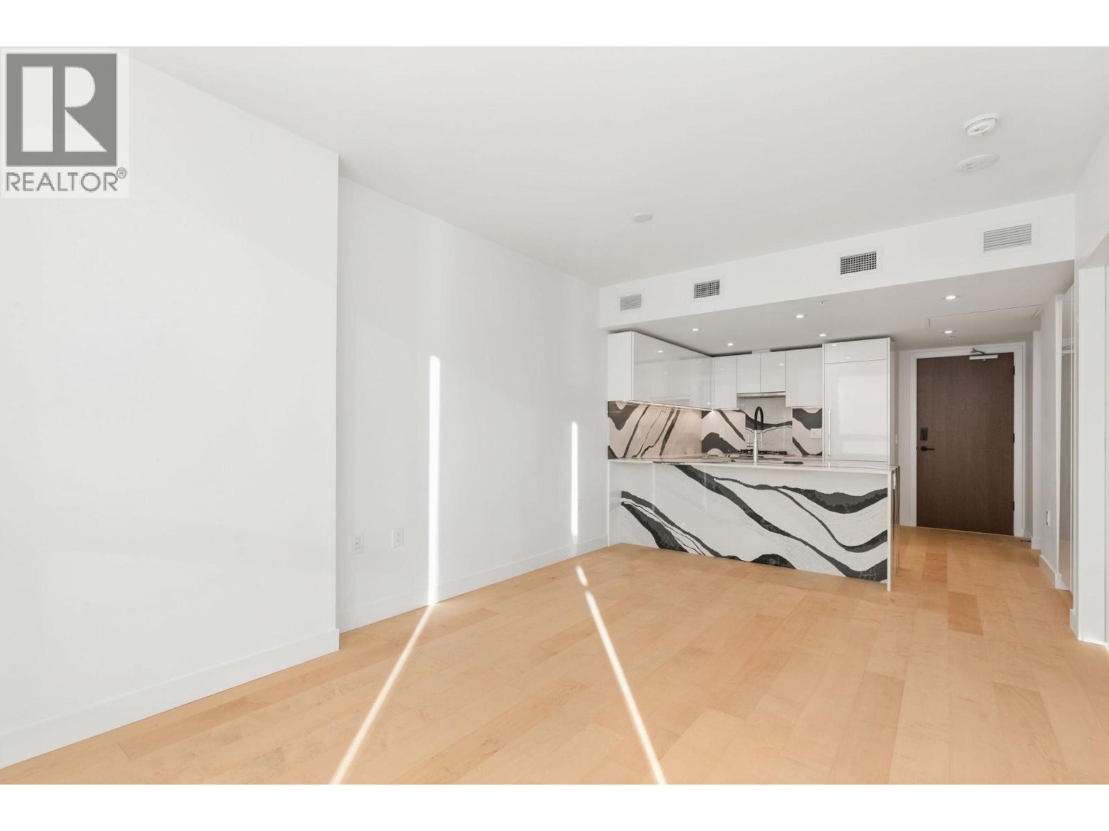 1004 135 E 13th Street, North Vancouver, British Columbia  V7L 0J8 - Photo 11 - R3109034