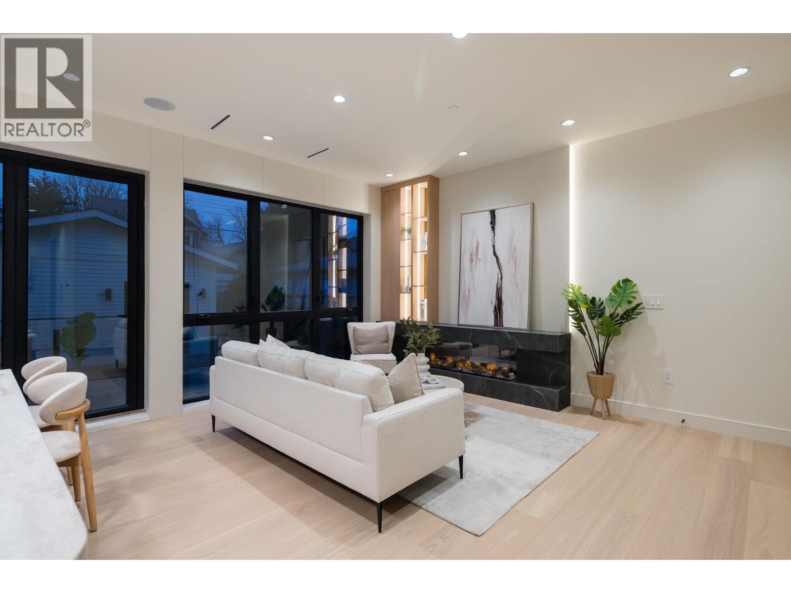 2 3036 W 13th Avenue, Vancouver, British Columbia  V6K 2V2 - Photo 34 - R3109039