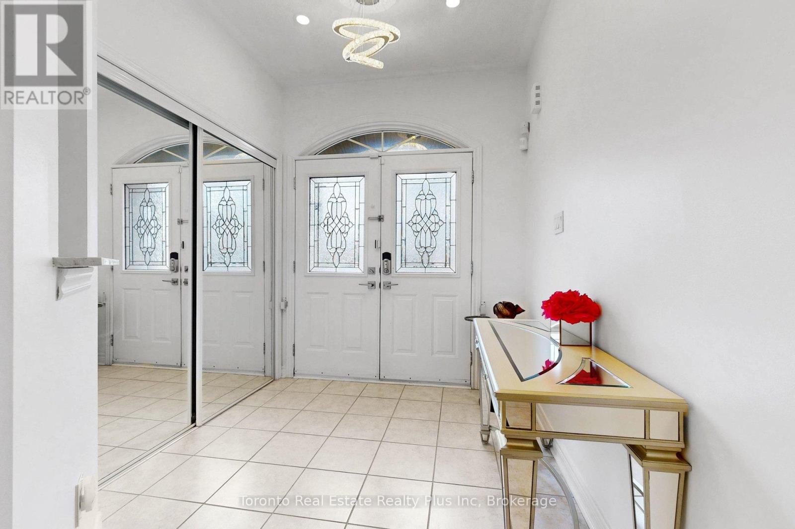 14 Riel Drive, Richmond Hill, Ontario  L4E 4W4 - Photo 45 - N12940648