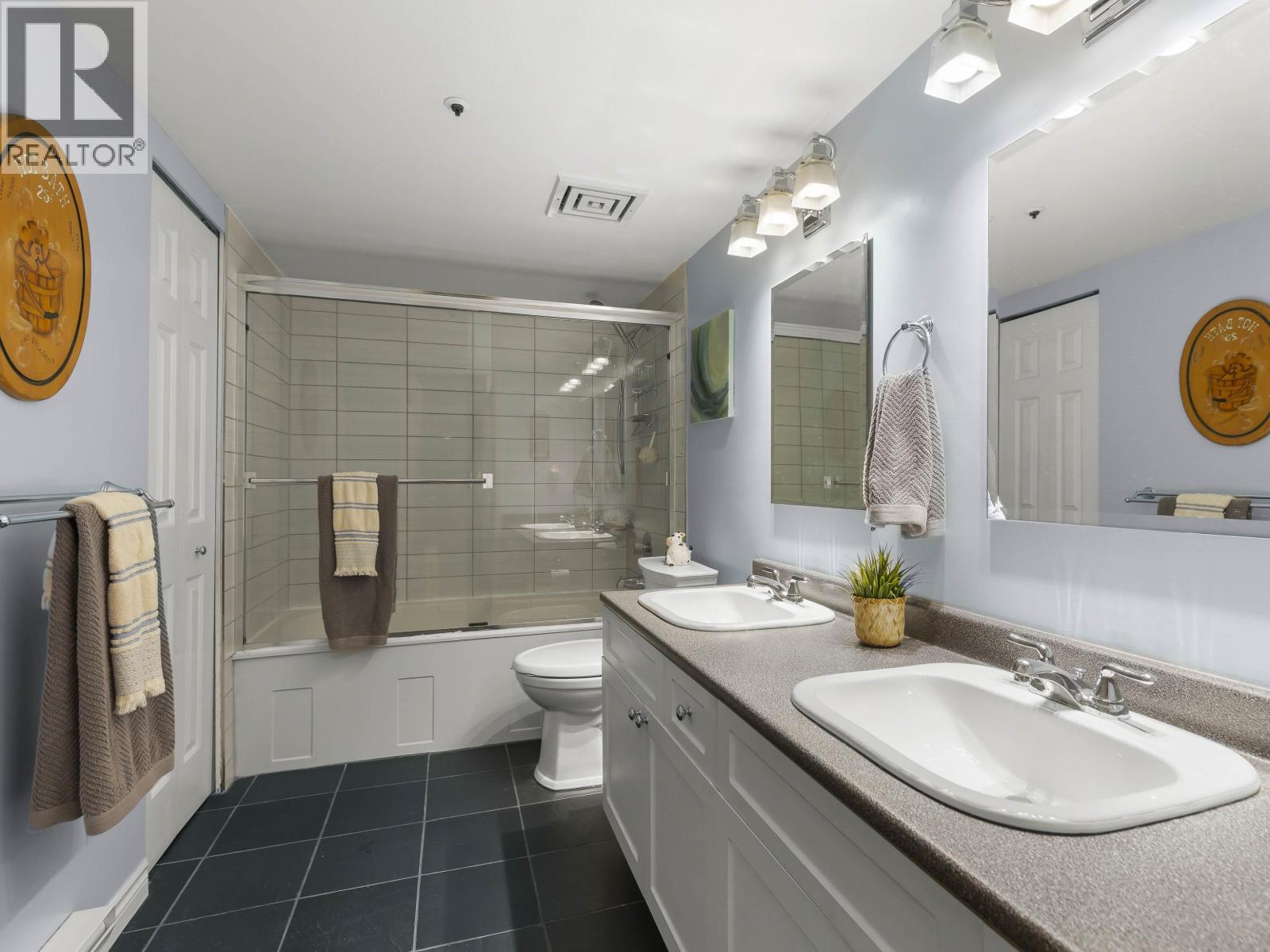 E102 628 W 12th Avenue, Vancouver, British Columbia  V5Z 1M8 - Photo 16 - R3109040