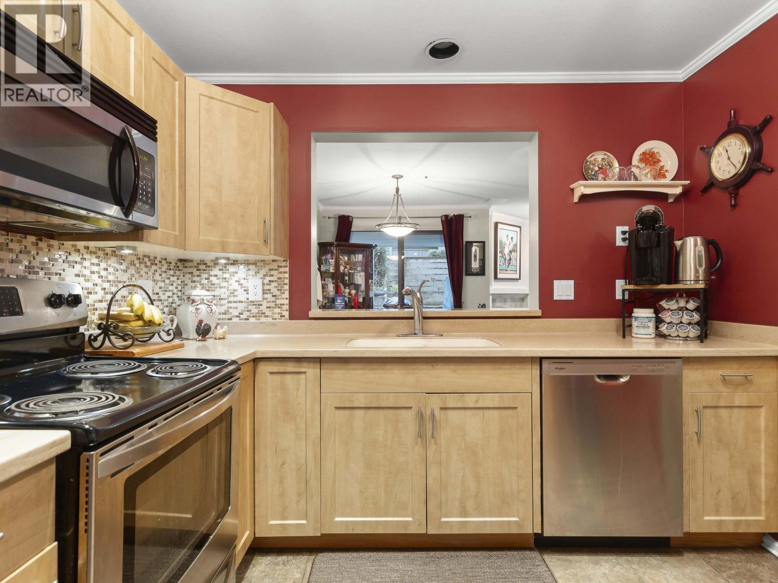 E102 628 W 12th Avenue, Vancouver, British Columbia  V5Z 1M8 - Photo 4 - R3109040