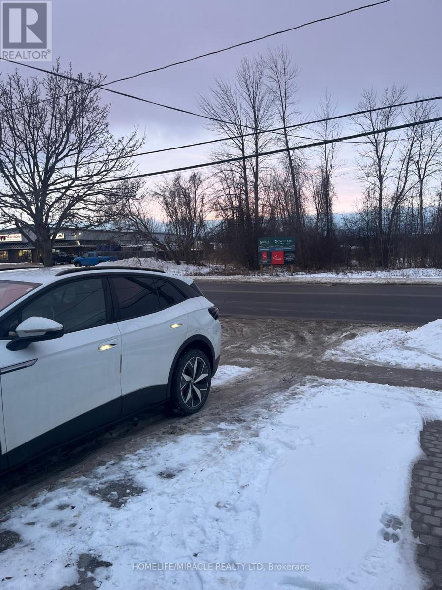 99 High Street, Collingwood, Ontario L9V 4V4 - Photo 3 - S12683902