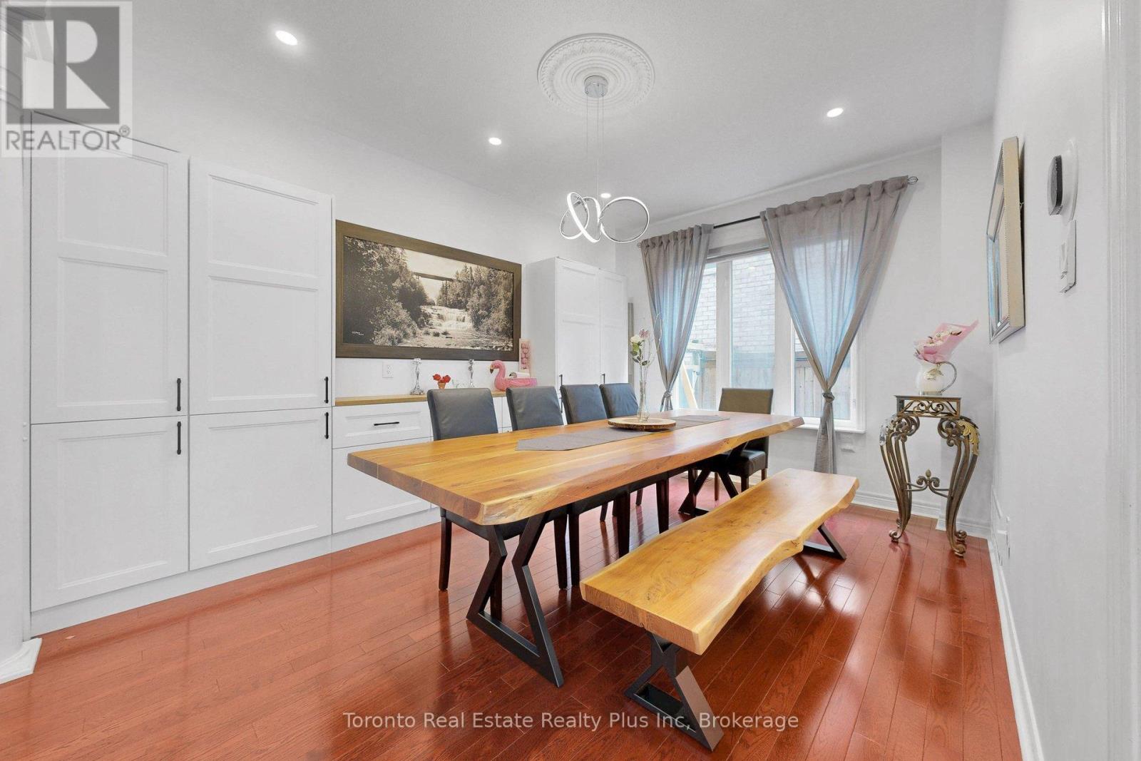 14 Riel Drive, Richmond Hill, Ontario  L4E 4W4 - Photo 38 - N12940648