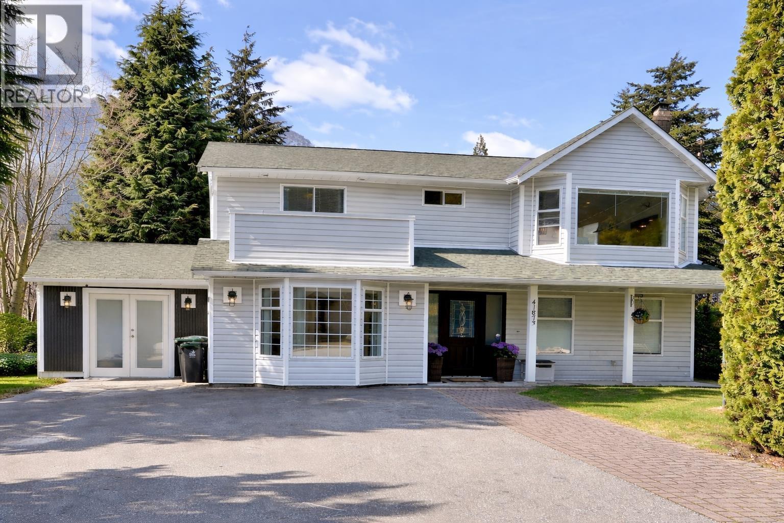 41873 FAITH ROAD, Brackendale, British Columbia