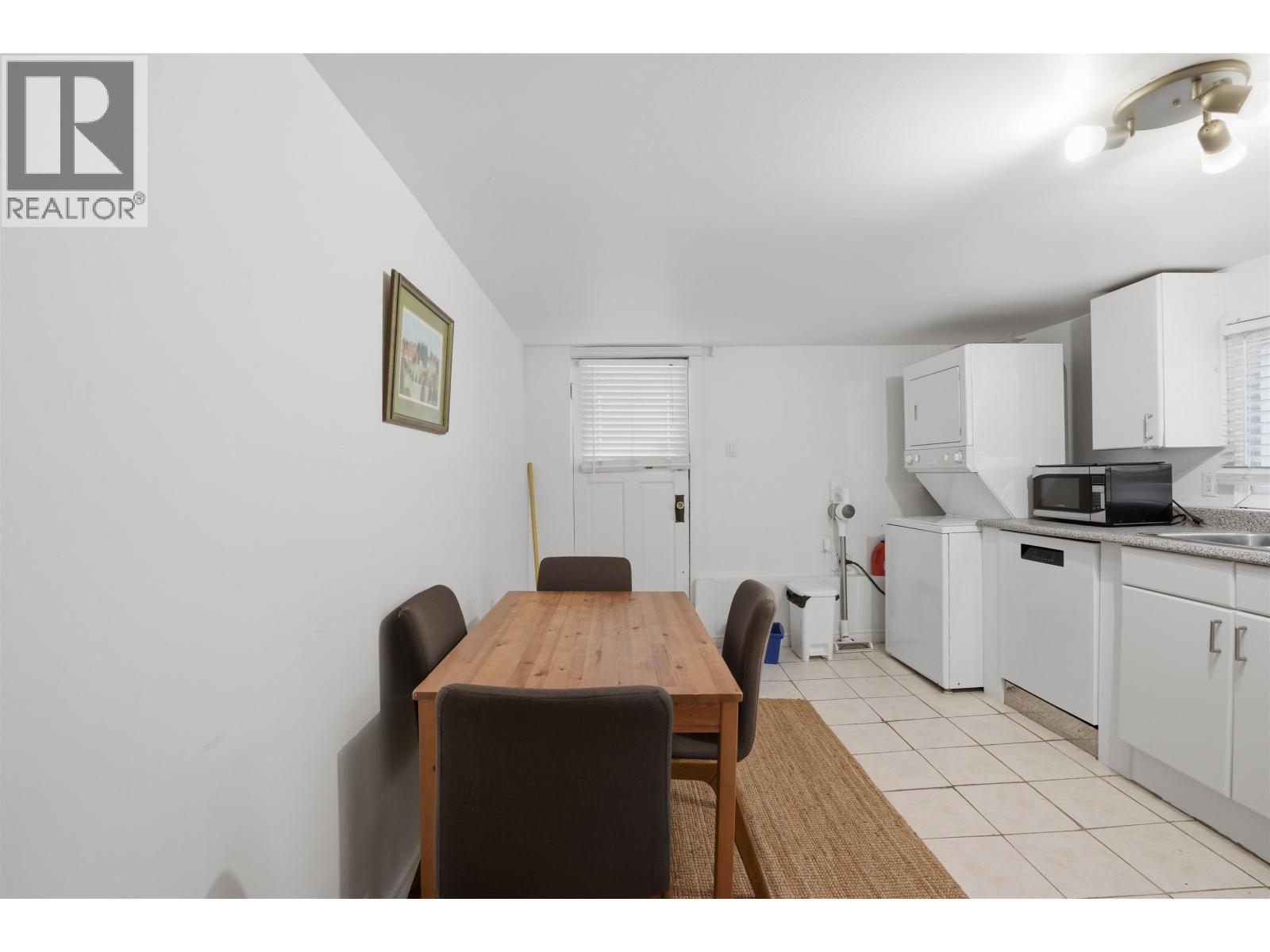 3348-3350 W 3rd Avenue, Vancouver, British Columbia  V6R 1L4 - Photo 22 - R3109006