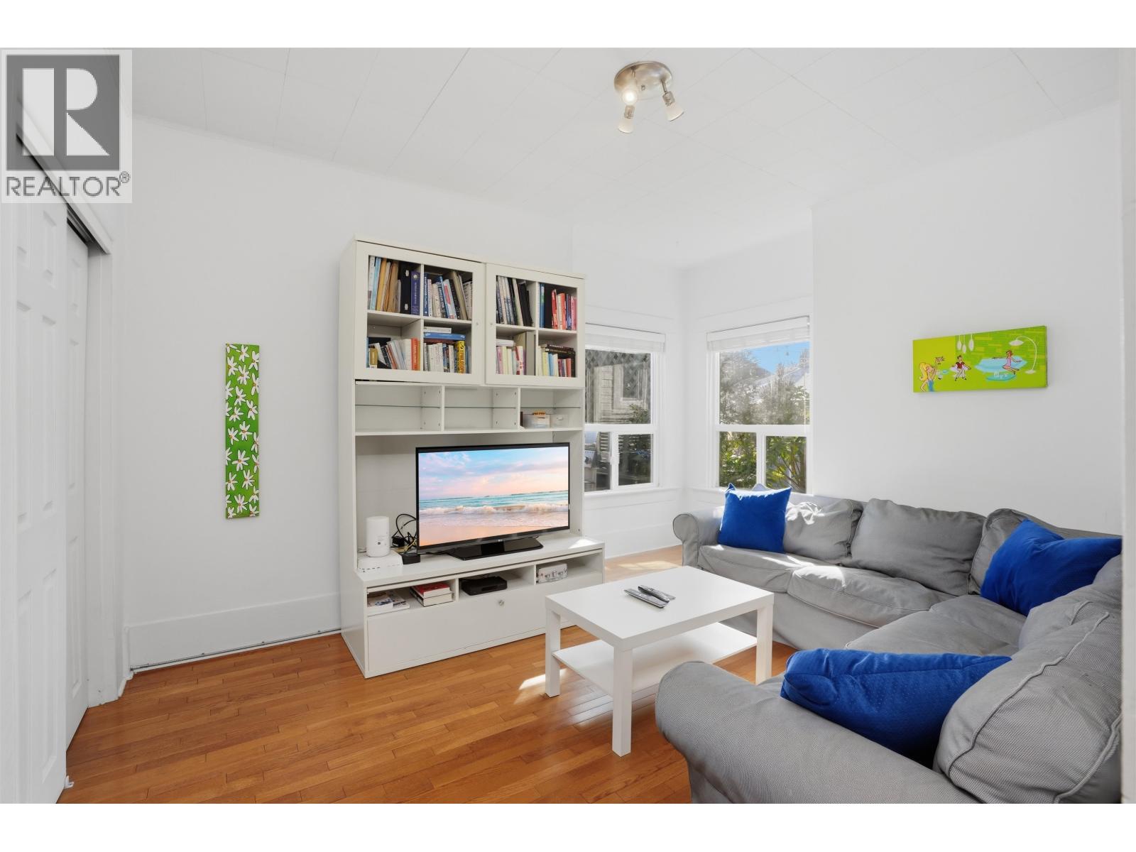 3348-3350 W 3rd Avenue, Vancouver, British Columbia  V6R 1L4 - Photo 8 - R3109006