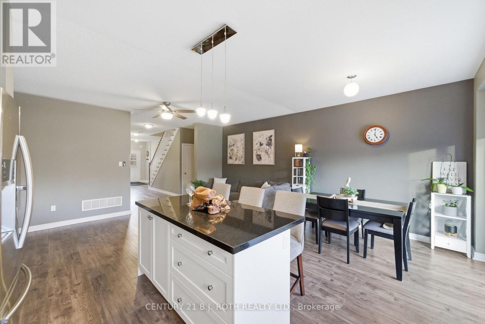 20 Bud Doucette Court, Uxbridge, Ontario  L9P 0E4 - Photo 12 - N12974206