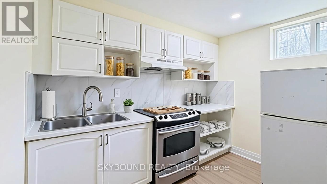 1298 Forest Hill, Oakville, Ontario  L6H 2S4 - Photo 14 - W12974184