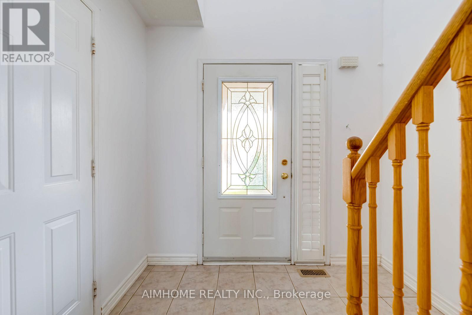 340 Kittridge Road, Oakville, Ontario  L6H 7K6 - Photo 9 - W12974202