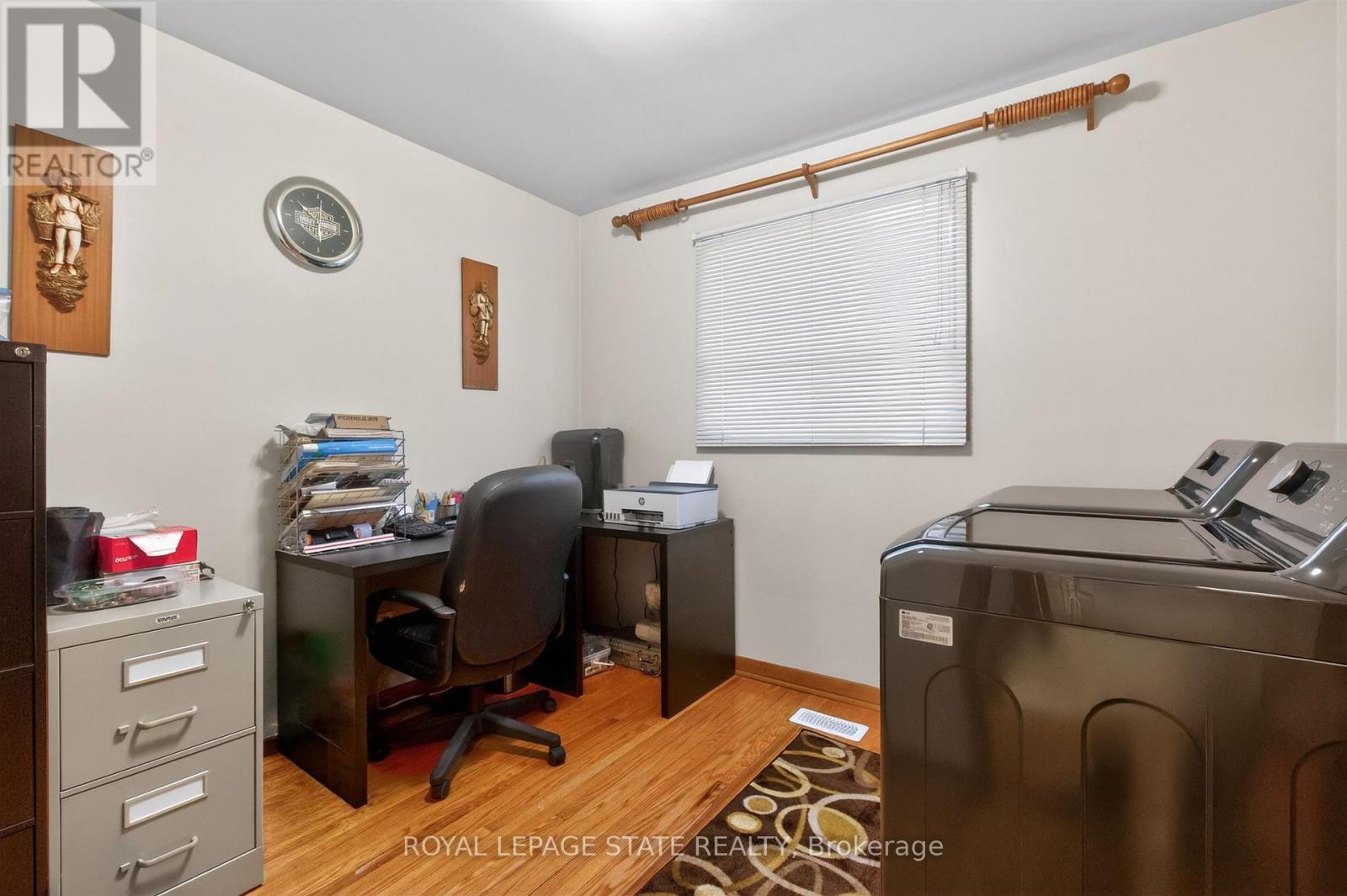 57 Starview Drive, Toronto, Ontario  M9M 1K7 - Photo 23 - W12974210