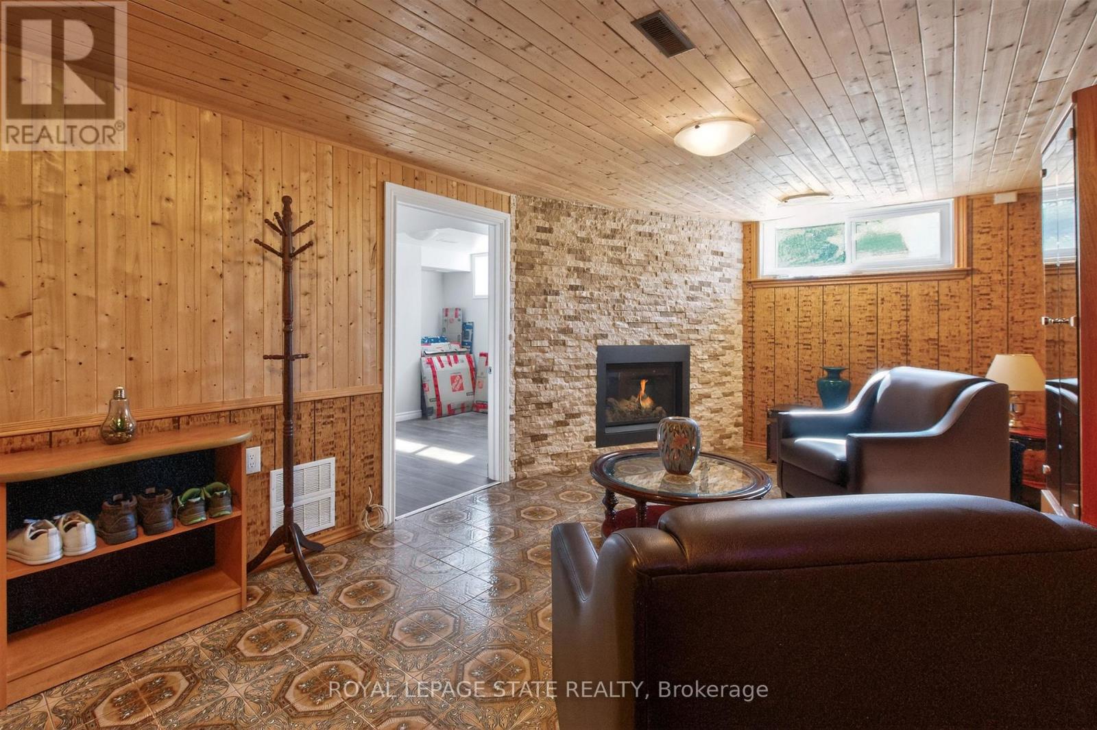 57 Starview Drive, Toronto, Ontario  M9M 1K7 - Photo 27 - W12974210