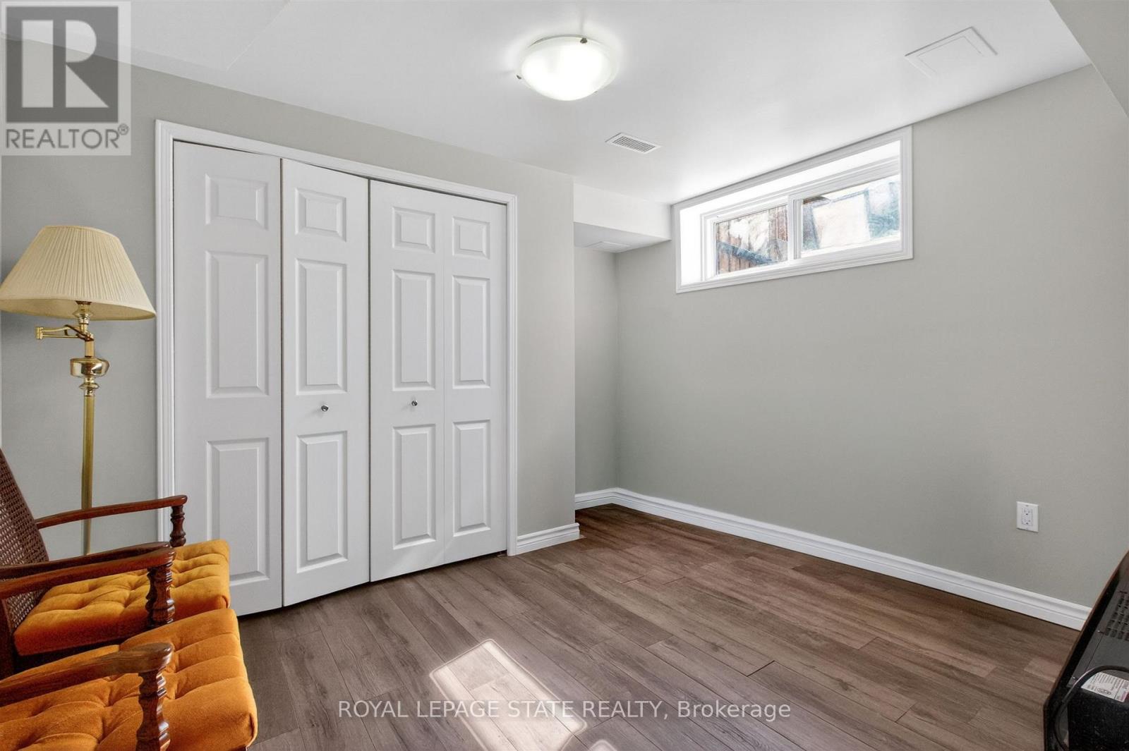 57 Starview Drive, Toronto, Ontario  M9M 1K7 - Photo 32 - W12974210