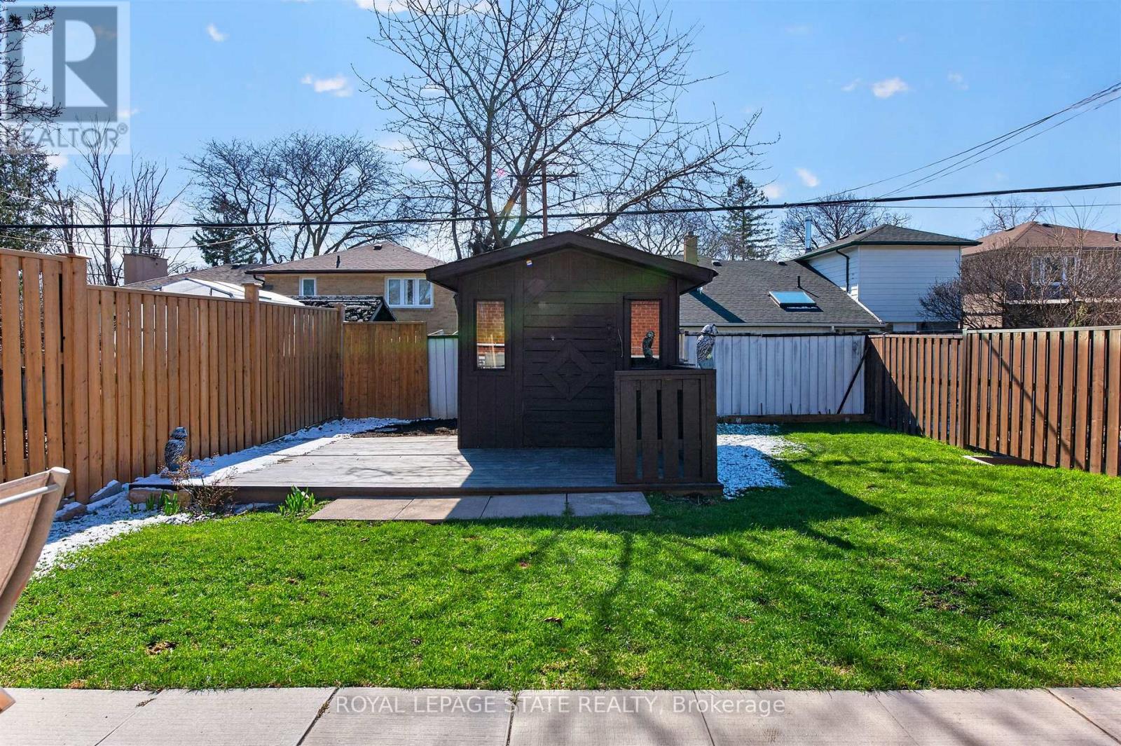 57 Starview Drive, Toronto, Ontario  M9M 1K7 - Photo 38 - W12974210