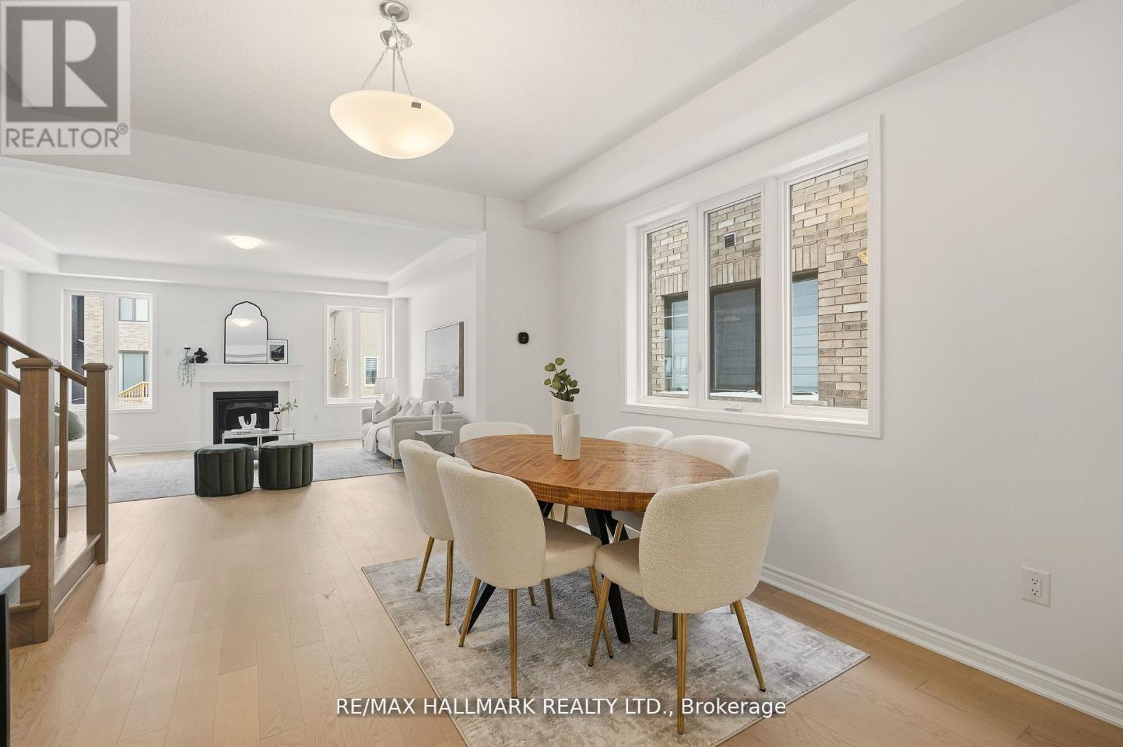 618 Newlove Street, Innisfil, Ontario  L9S 0S2 - Photo 7 - N12973132