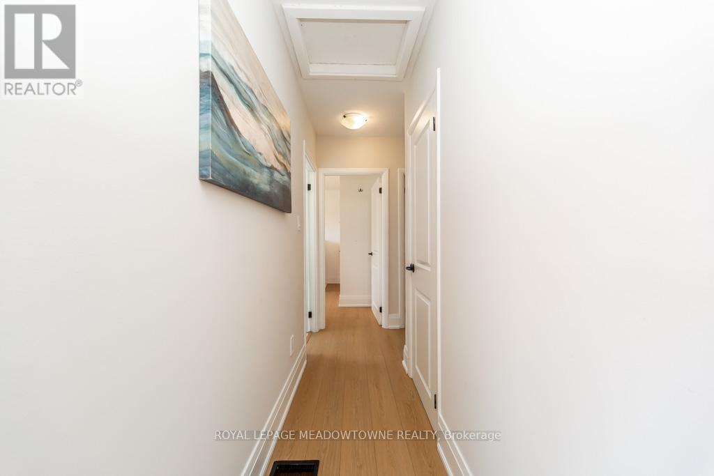 64 Dumbarton Street, Guelph, Ontario  N1E 3T6 - Photo 17 - X12921968