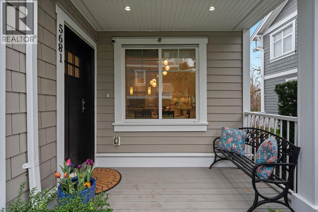 5681 Killarney Street, Vancouver, British Columbia  V5R 3W4 - Photo 2 - R3108991