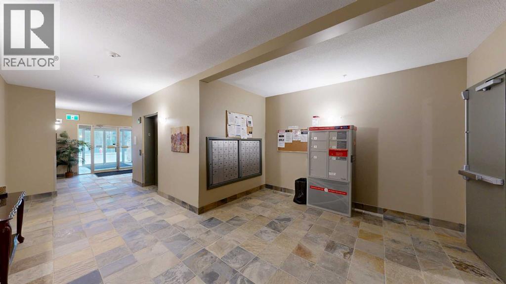 4311, 92 Crystal Shores Road, Okotoks, Alberta  T1S 2N2 - Photo 36 - A2300084