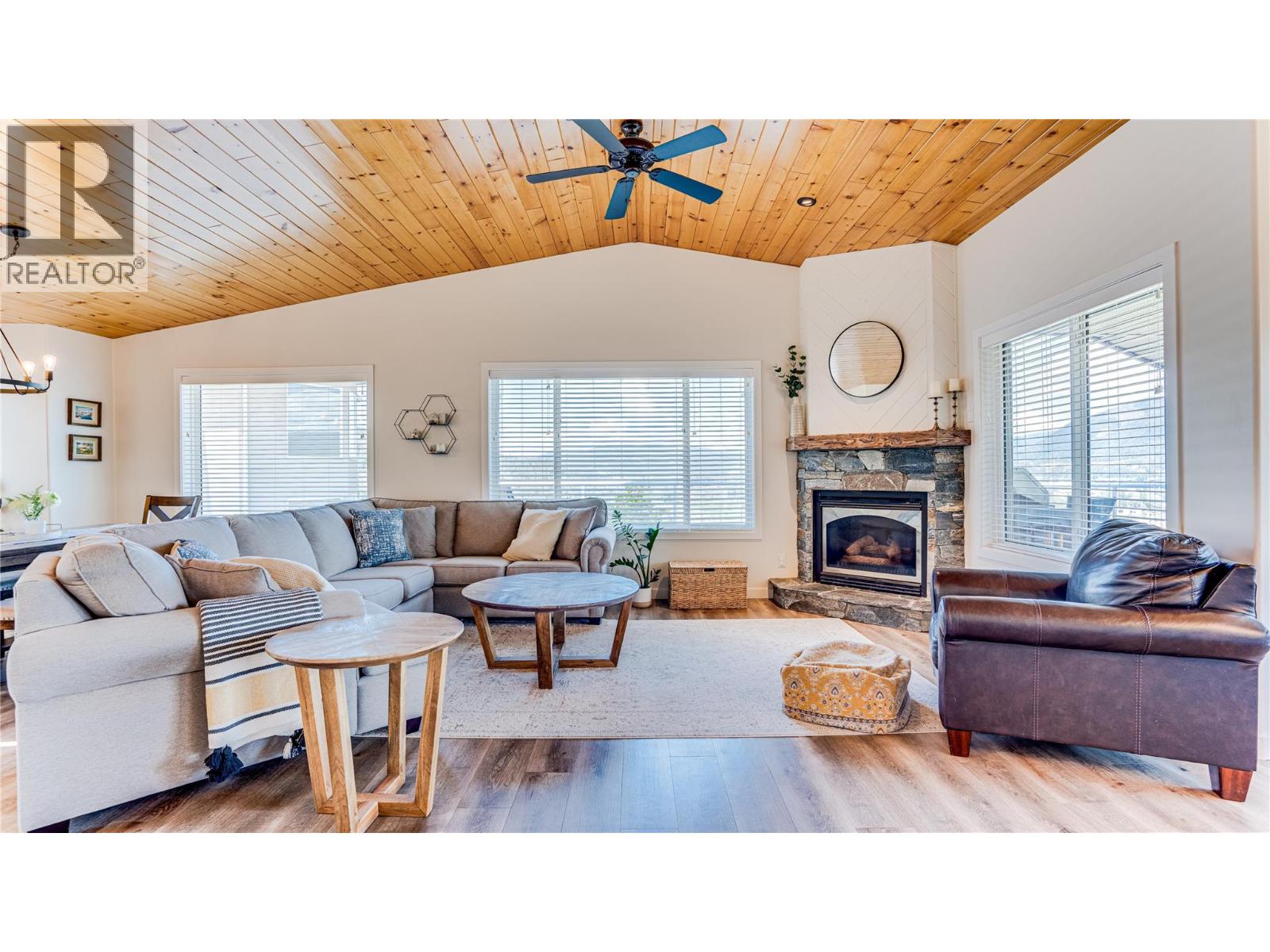 111 Revel Crescent, Enderby, British Columbia  V4Y 4B8 - Photo 4 - 10382675