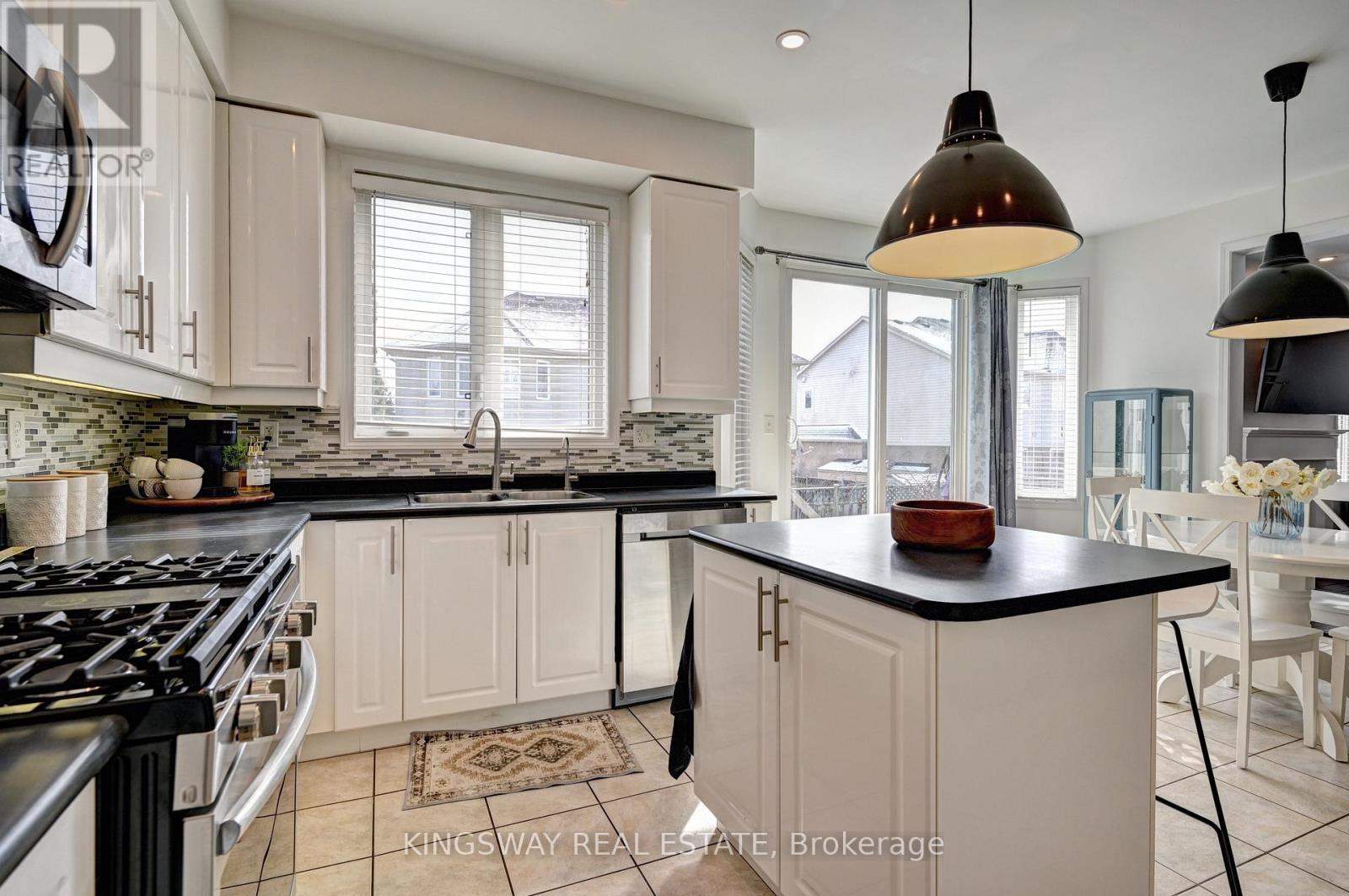 222 Baldwin Drive, Cambridge, Ontario  N3C 0B3 - Photo 17 - X12974192