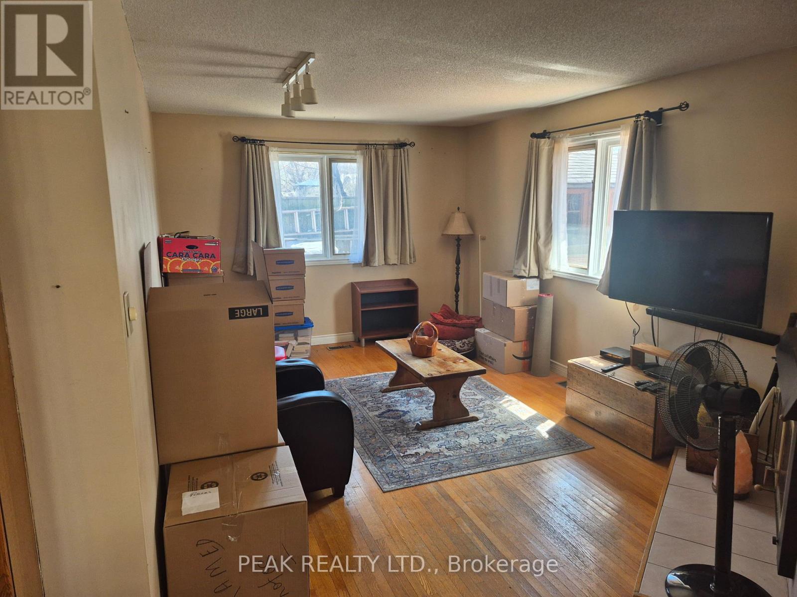 59 Matthew Street, Kitchener, Ontario  N2B 3B2 - Photo 8 - X12974198