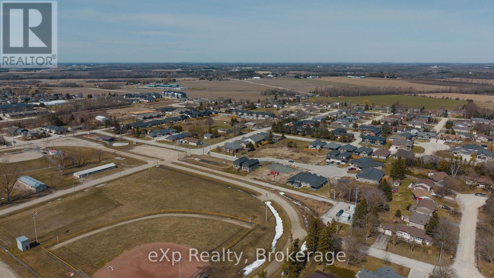 544 Newfoundland Street, Wellington North, Ontario  N0G 2L2 - Photo 39 - X12974158