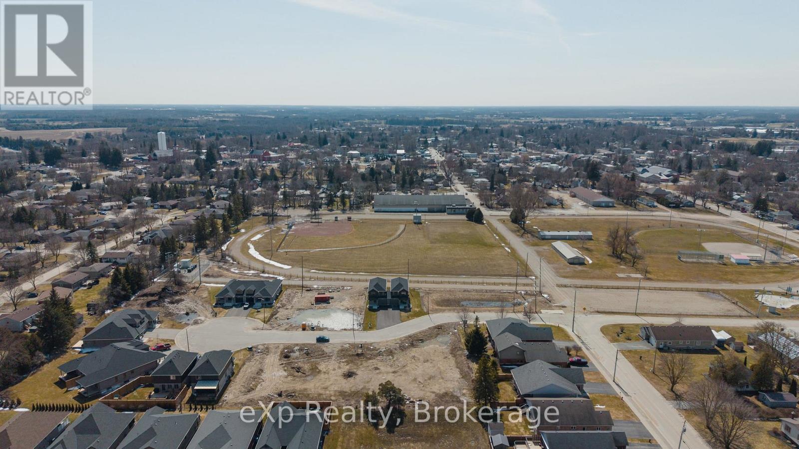 544 Newfoundland Street, Wellington North, Ontario  N0G 2L2 - Photo 35 - X12974158