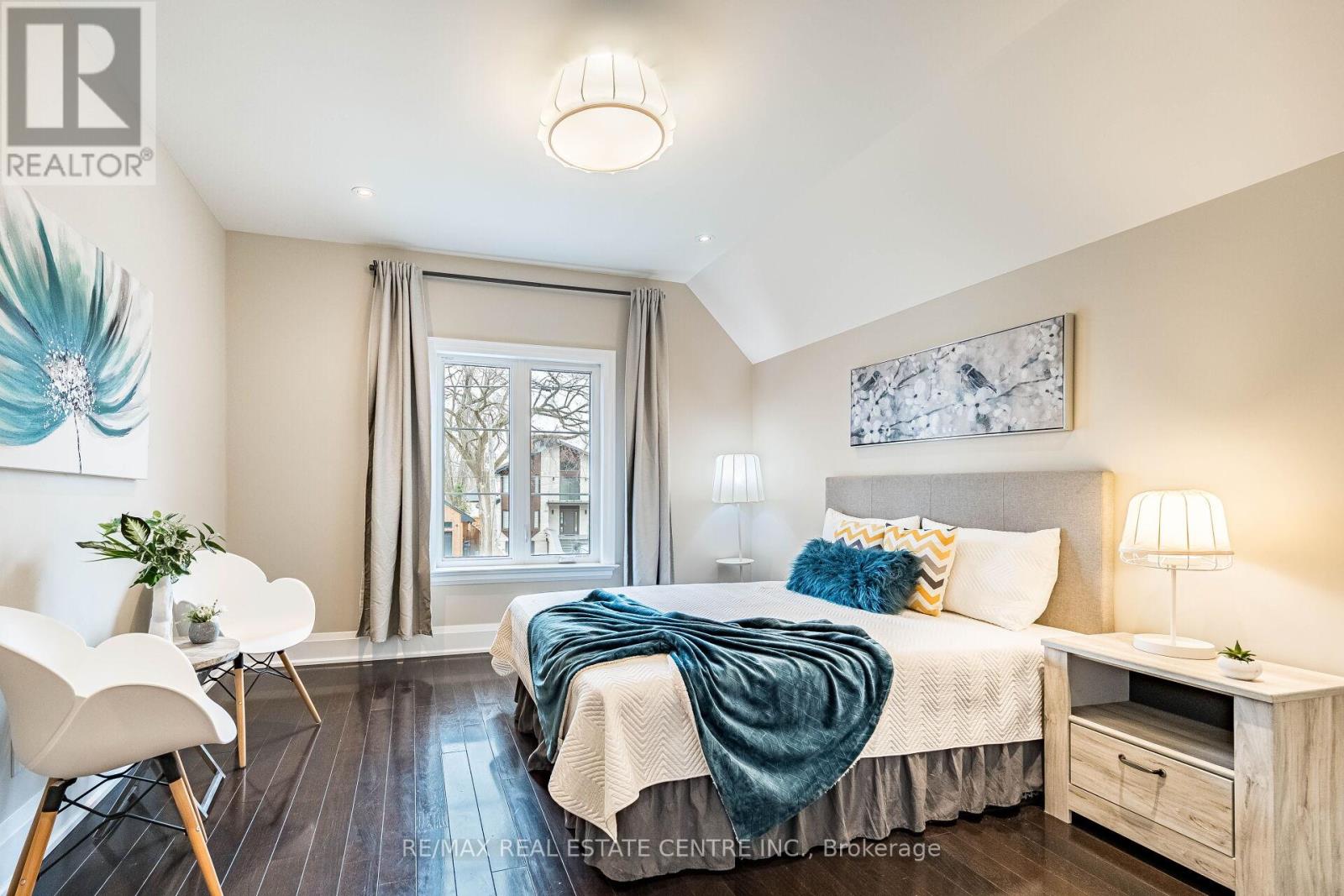 105 Eaglewood Boulevard, Mississauga, Ontario  L5G 1V8 - Photo 21 - W12971498