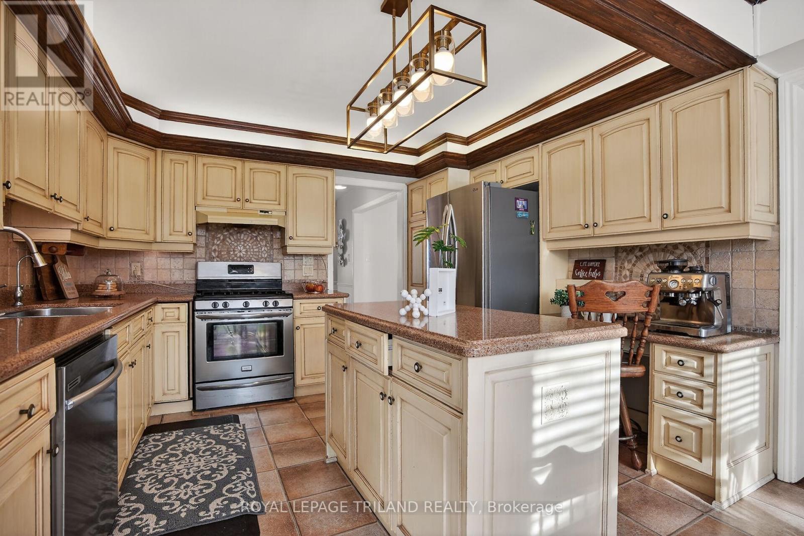 71 Chalfont Road, London North, Ontario  N6H 4Y5 - Photo 15 - X12776052