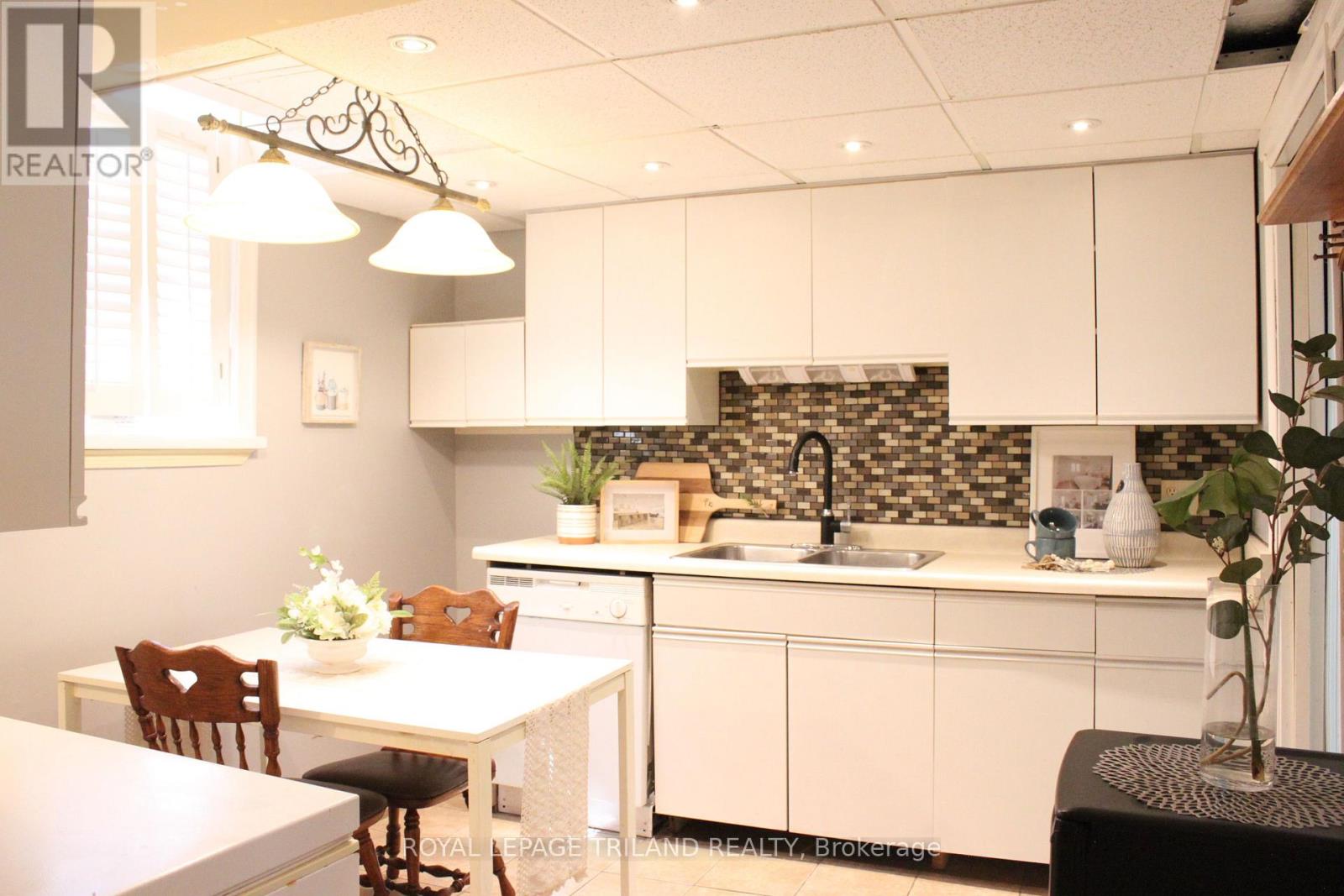 71 Chalfont Road, London North, Ontario  N6H 4Y5 - Photo 36 - X12776052