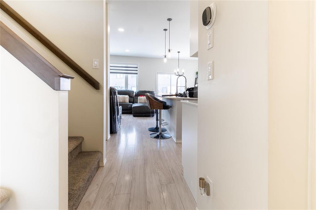 6 Ken Wong Bay, Winnipeg, Manitoba  R3Y 1Z7 - Photo 10 - 202606630