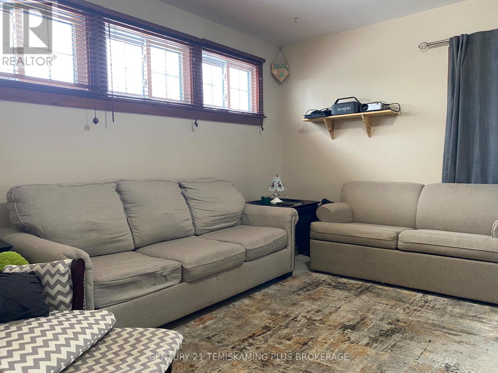 6739 Hwy 11 N Highway, Temagami, Ontario  P0H 2H0 - Photo 3 - X12974296