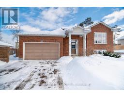 1007 BUTLER BOULEVARD, Petawawa, Ontario