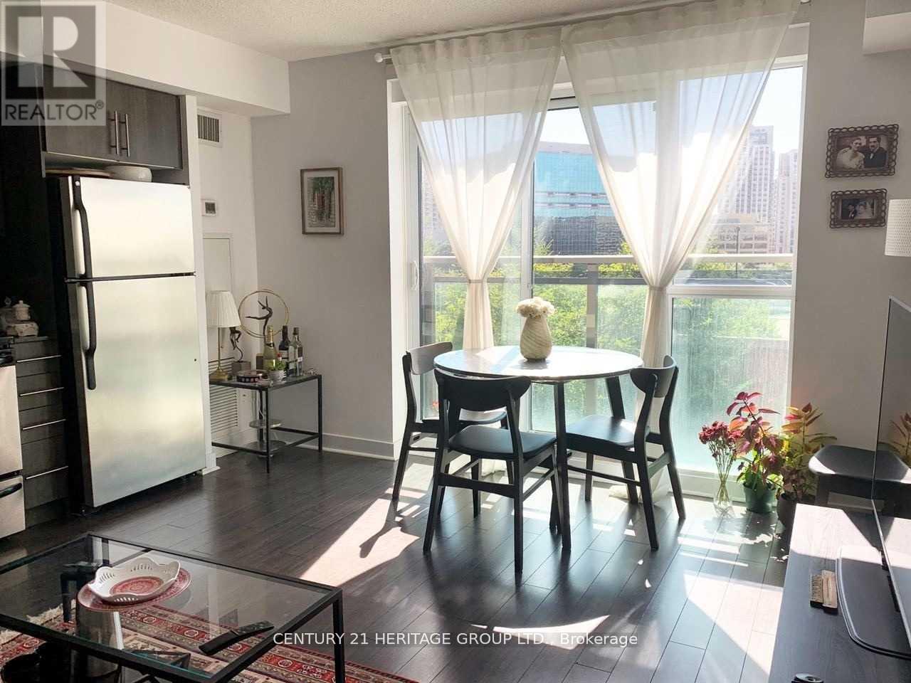 317 - 120 Dallimore Circle, Toronto, Ontario  M3C 4J1 - Photo 6 - C12974232