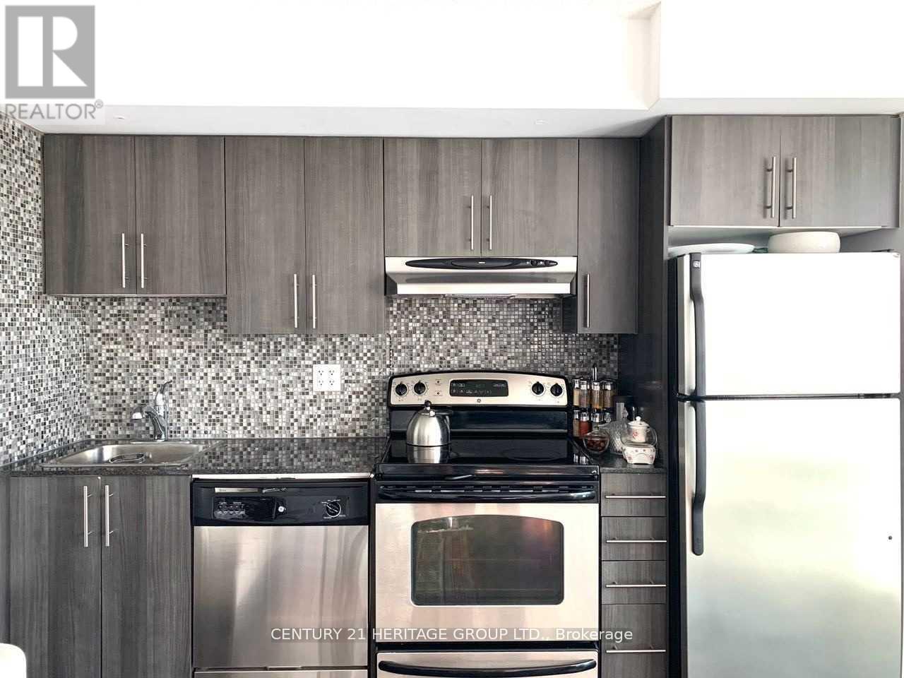 317 - 120 Dallimore Circle, Toronto, Ontario  M3C 4J1 - Photo 7 - C12974232