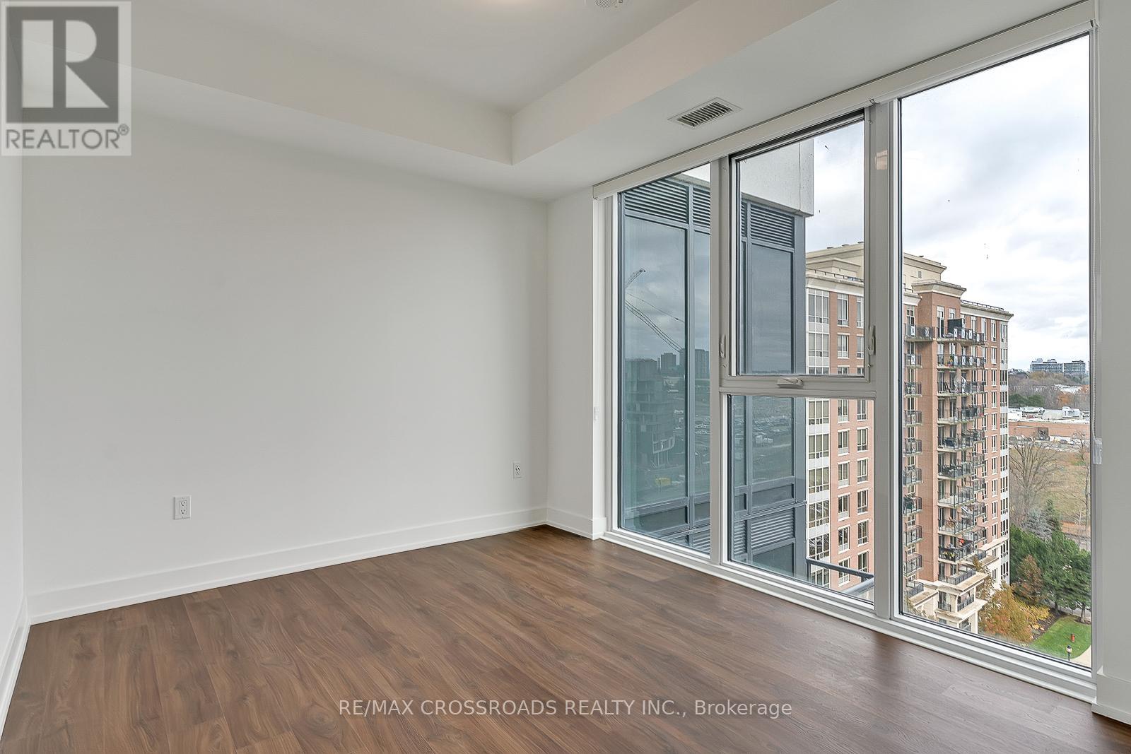 1004 - 30 Inn On The Park Drive, Toronto, Ontario  M3C 0P7 - Photo 9 - C12974234