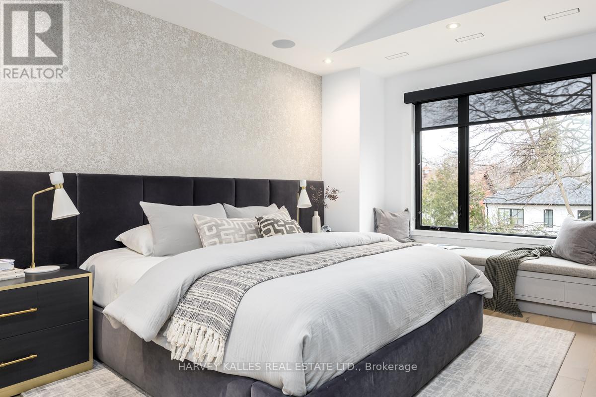 53 Castlewood Road, Toronto, Ontario  M5N 2L1 - Photo 13 - C12974248